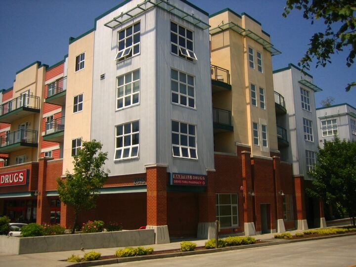 2331 42nd Ave SW 317  Seattle WA 98116 photo