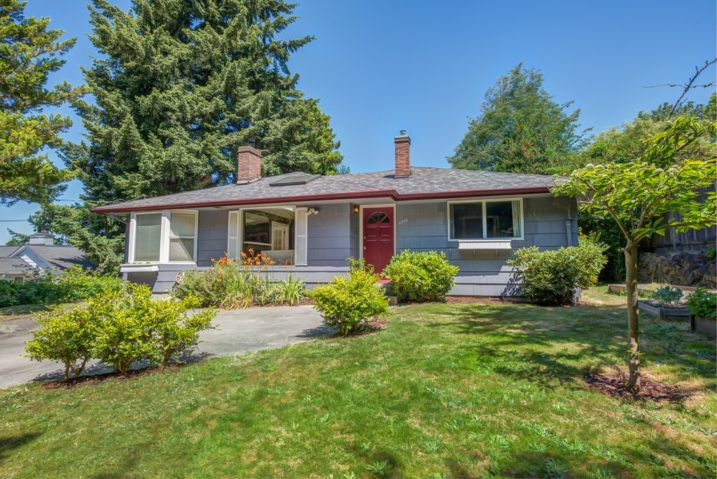 Property Photo:  2732 NE 95th Street  WA 98115 