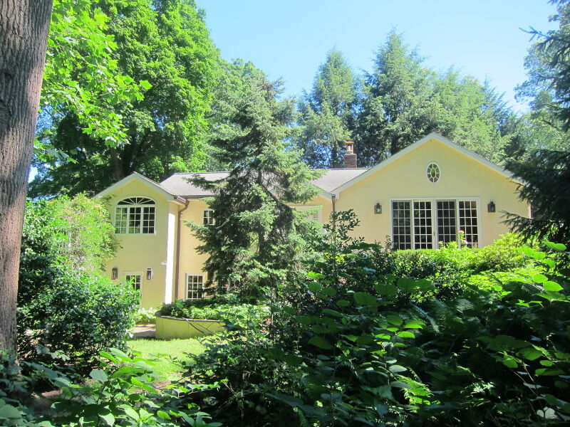 Property Photo:  256 Brookside Ave  NJ 07450 