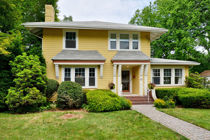 Property Photo: 127 Buckingham Rd NJ 07043