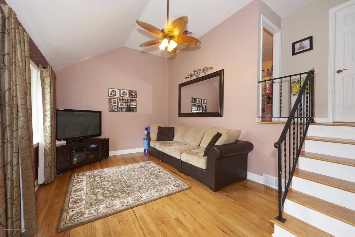 Property Photo:  8 Birchwood Place  NJ 07737 
