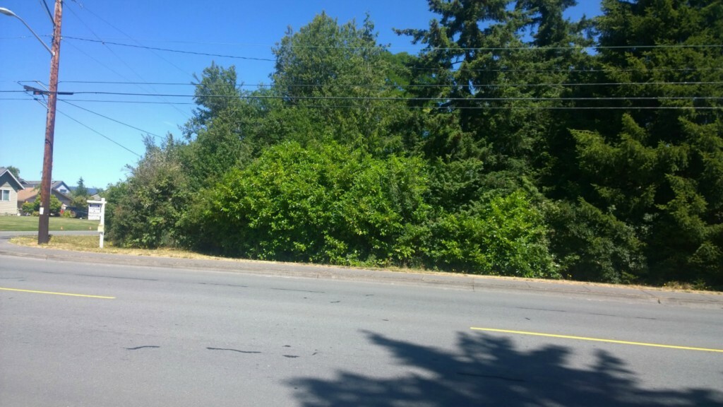 Property Photo:  1304 32nd St  WA 98221 