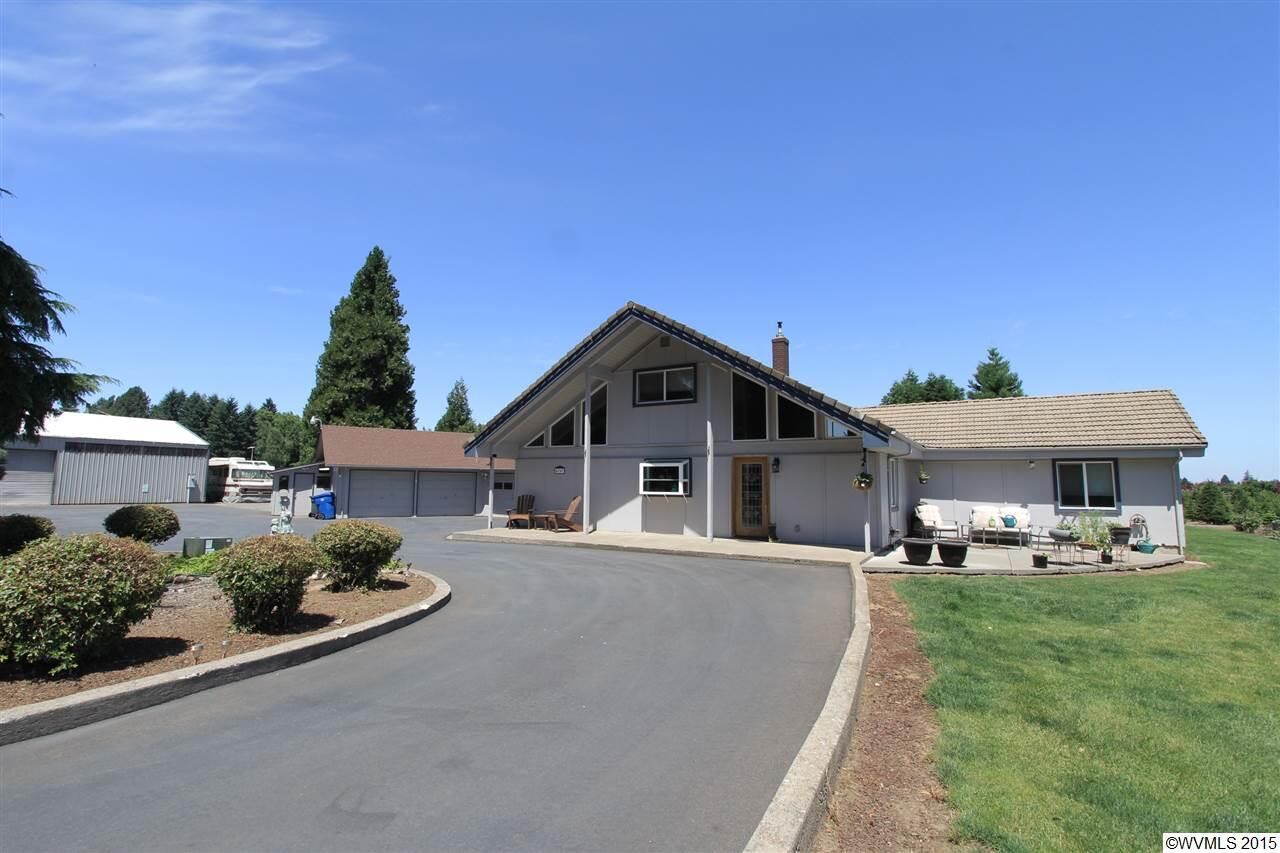 Property Photo:  4767 Poinsettia St NE  OR 97305 