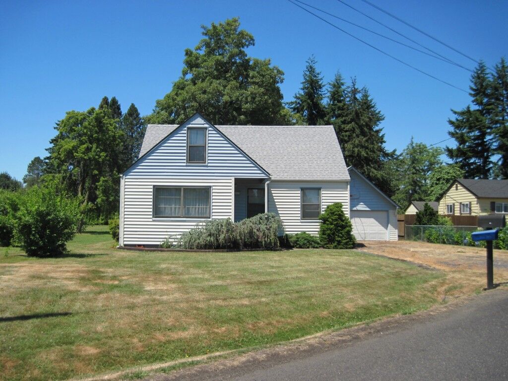 Property Photo: 2329 32nd Avenue WA 98632