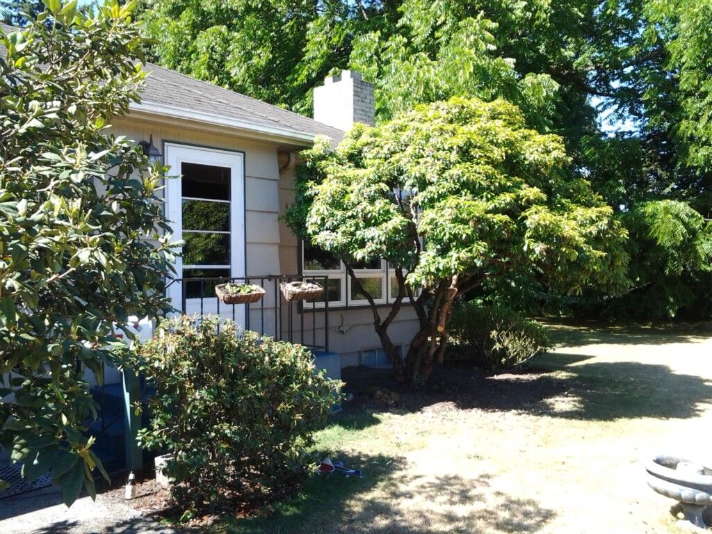 Property Photo: 1305 SW Trenton Street WA 98106