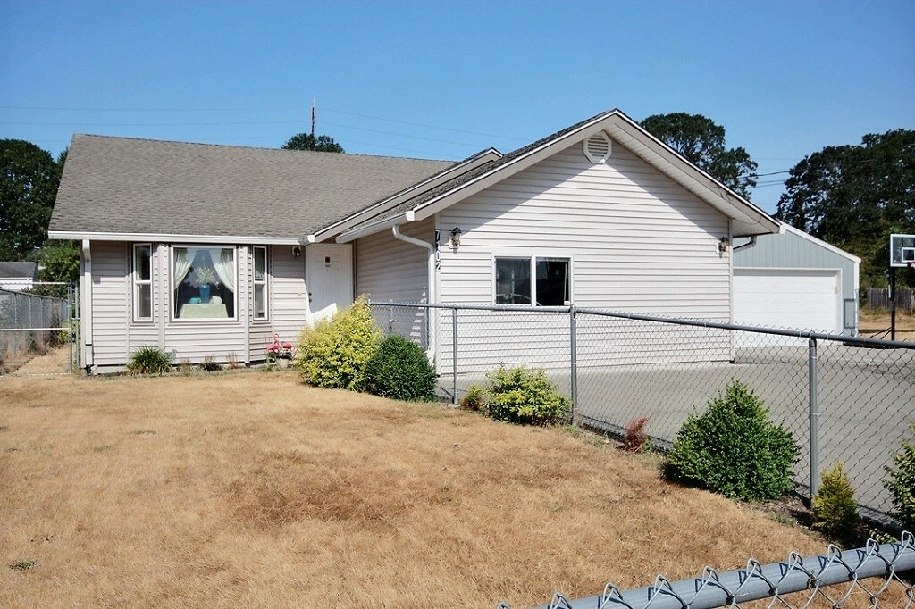 Property Photo:  7102 Monroe St  WA 98409 