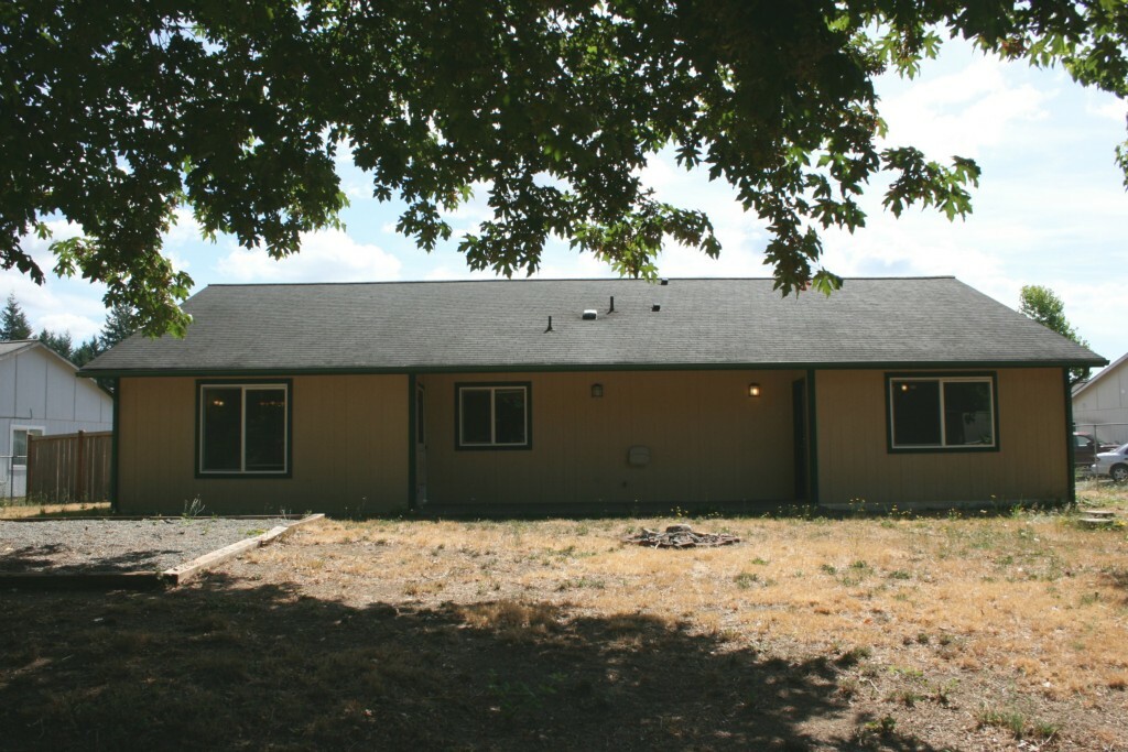 Property Photo:  101 NE Lennies Lp  WA 98528 