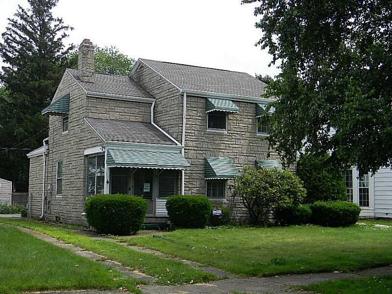 Property Photo:  2027 Eastlawn Parkway  PA 16510 
