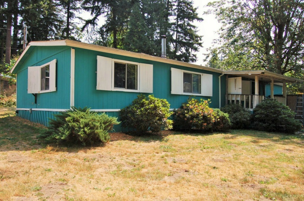 Property Photo:  35705 86th Ave S  WA 98558 