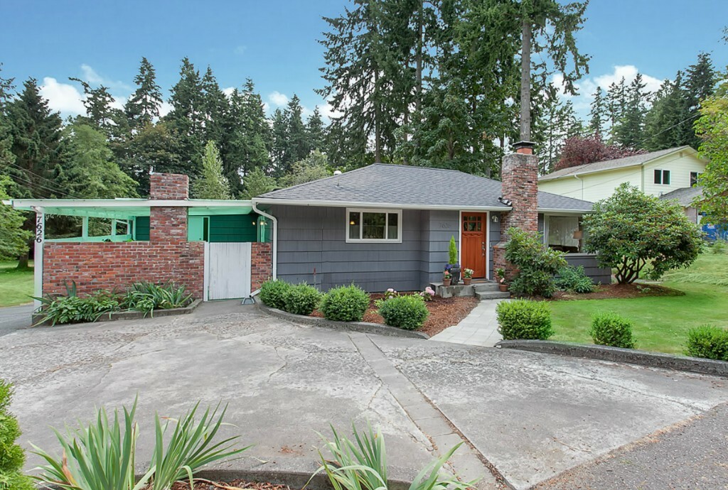 Property Photo:  7626 234th St SW  WA 98026 