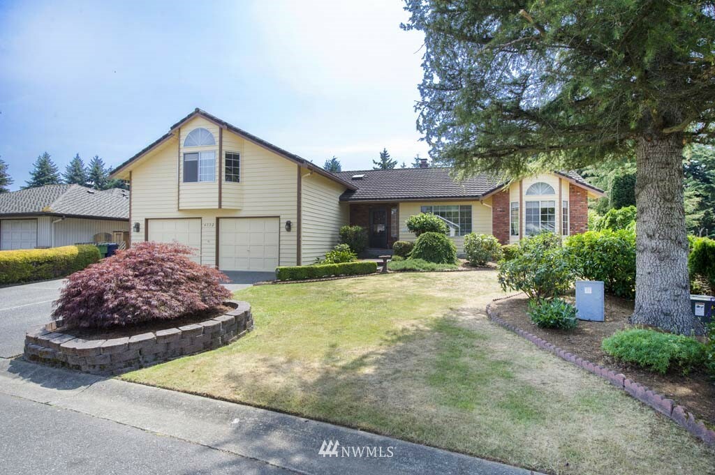 Property Photo:  4132 127th Street SE  WA 98208 