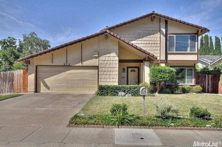 Property Photo: 920 Green Moss Drive CA 95831