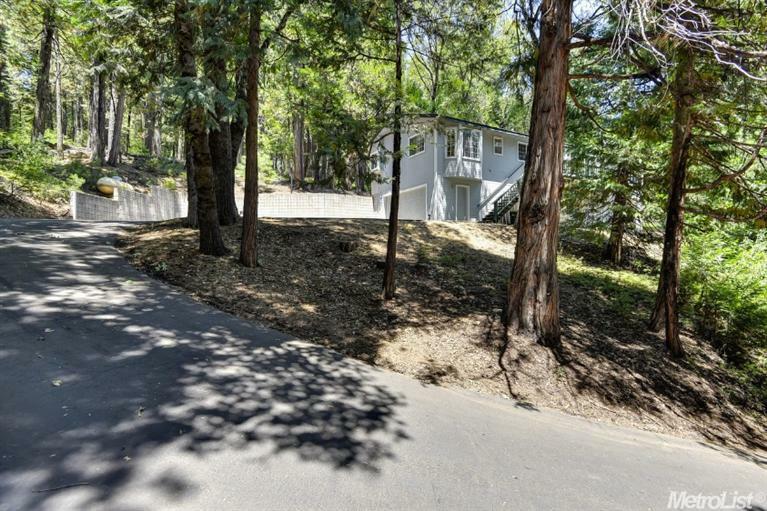 Property Photo: 3950 Garnet Road CA 95726