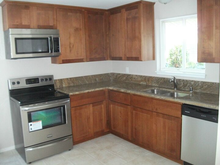 Property Photo: 1211 Stierlen Place WA 98233