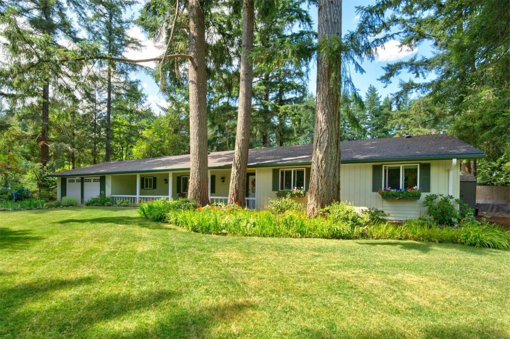 Property Photo: 8117 142nd St Ct NW WA 98329