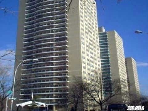 Property Photo: 66-36 Yellowstone Blvd 5F NY 11375