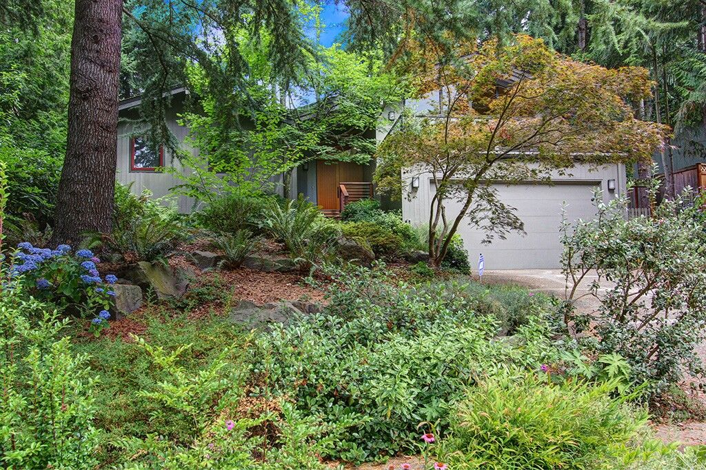 Property Photo:  652 NW 114th Place  WA 98177 