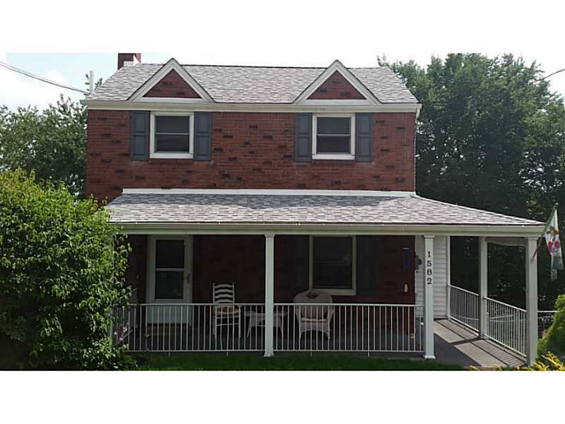 Property Photo: 1582 Greencrest PA 15226