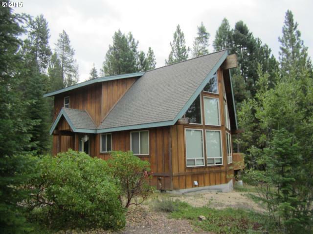 Property Photo:  140902 Red Cone Dr  OR 97733 
