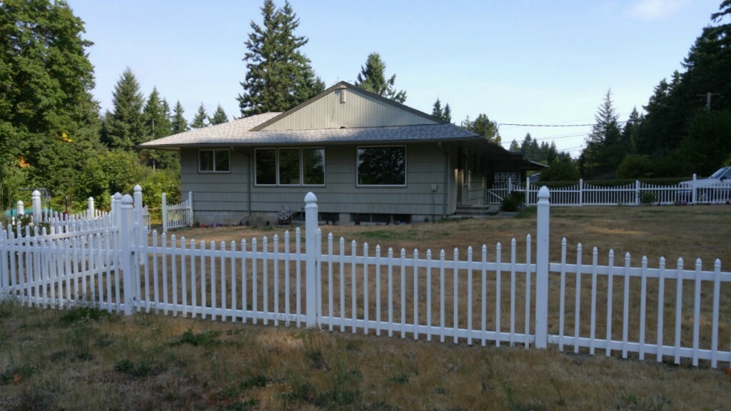 Property Photo:  2167 Lakehurst Dr  WA 98312 