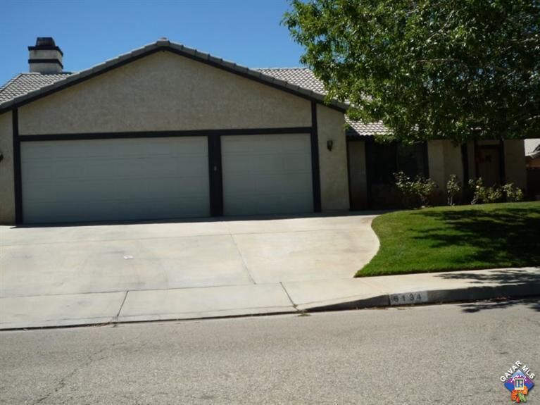 Property Photo:  6134 Azalea Drive  CA 93536 