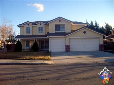 Property Photo: 3202 Fairgreen Lane CA 93551