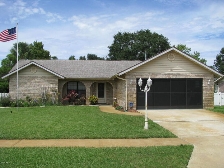221 N Paul Revere Drive  Daytona Beach FL 32119 photo