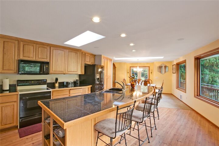 Property Photo: 26112 NE 17th St WA 98053