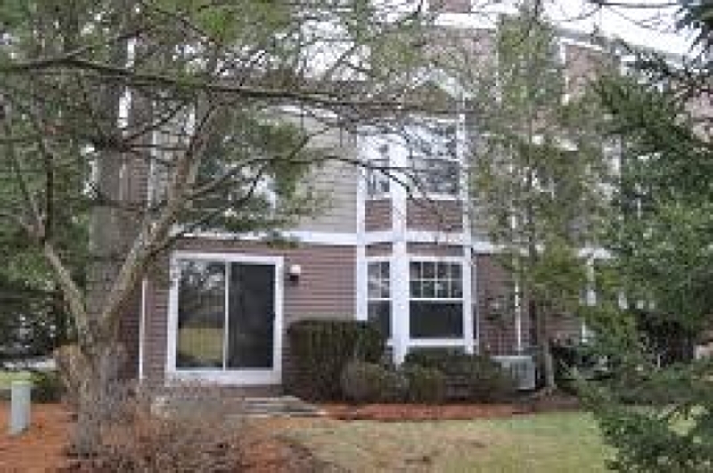 Property Photo: 89 Village Cir NJ 08807