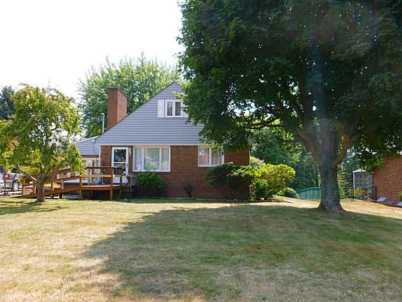 Property Photo: 29 Greenview Dr. PA 15136