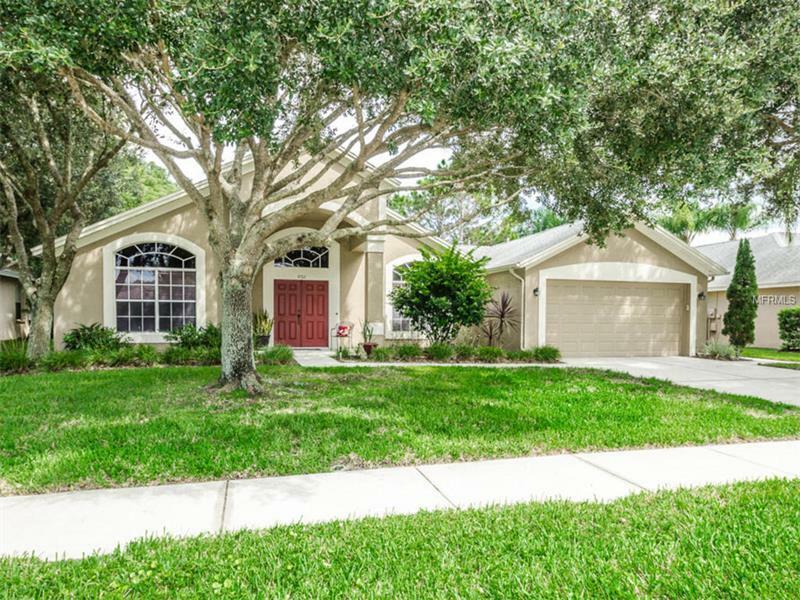 Property Photo:  4762 Stoneview Circle  FL 34677 