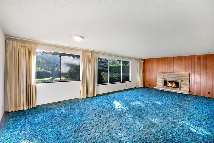 Property Photo: 17008 129th Ave SE WA 98058