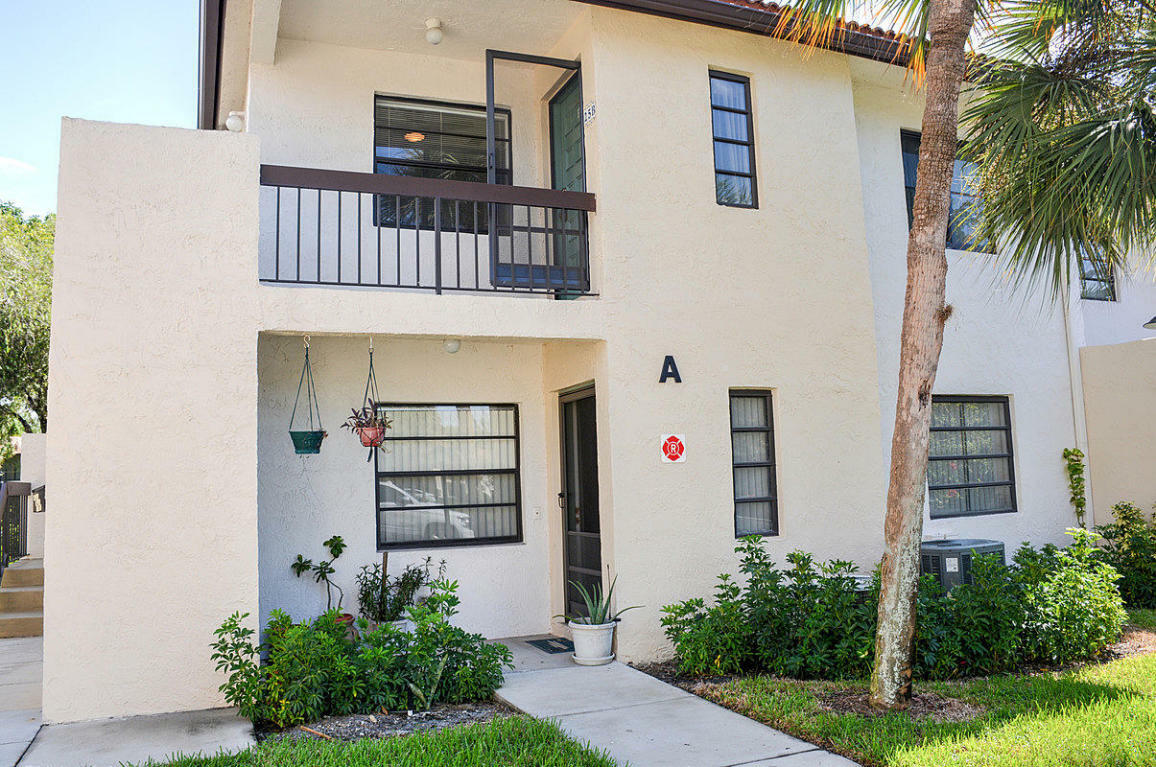 Property Photo: 21820 Cypress Circle 25A FL 33433