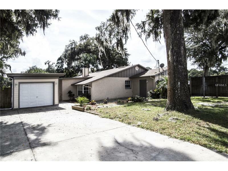 Property Photo: 2702 Little Road FL 33596