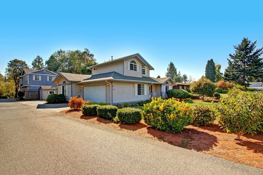 Property Photo: 9022 218th St SW WA 98026