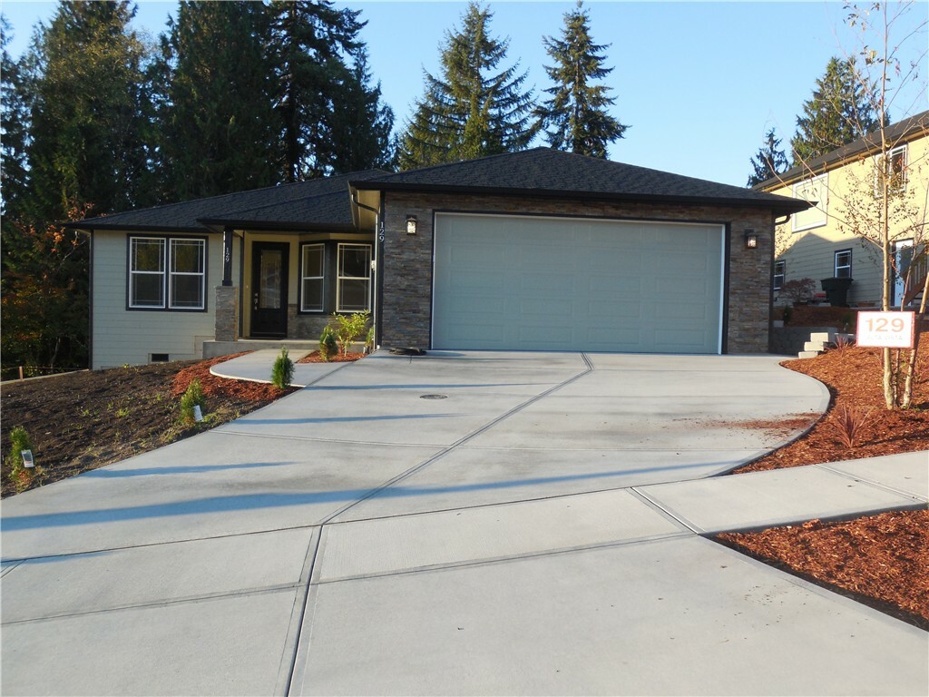 Property Photo:  129 Alta Vista Rd  WA 98632 