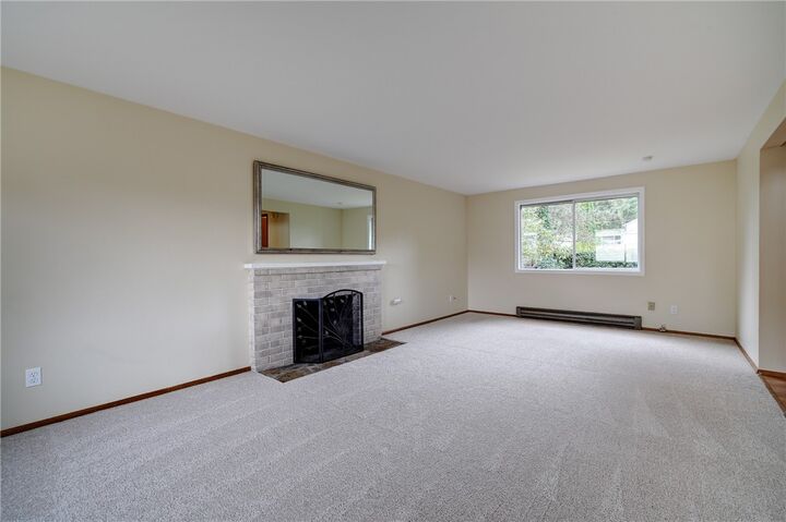 Property Photo: 20019 61st Ct NE WA 98028