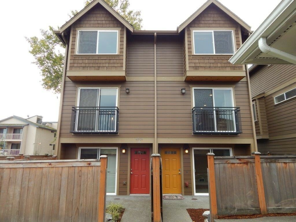 Property Photo:  4509 S Trenton St A  WA 98118 