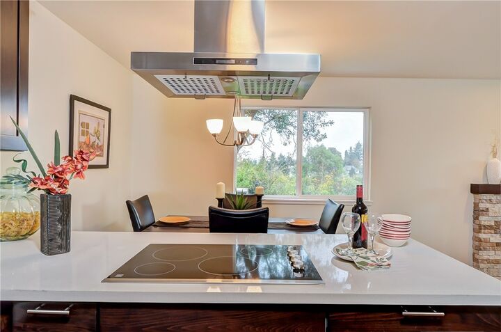 Property Photo:  4315 S Dawson St  WA 98118 