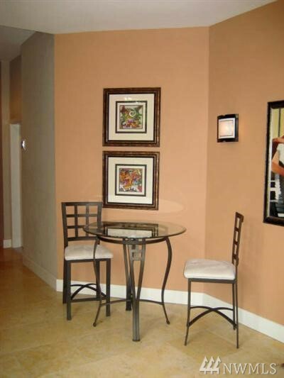 Property Photo: 231 Belmont Ave E 404 WA 98102