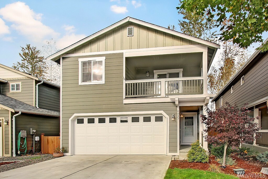 Property Photo: 4827 148th St NE WA 98271