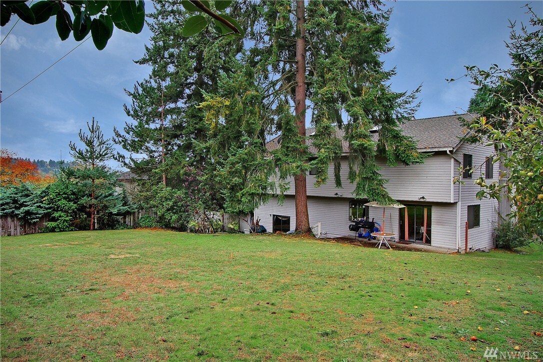 Property Photo: 2200 135th Place SE WA 98005