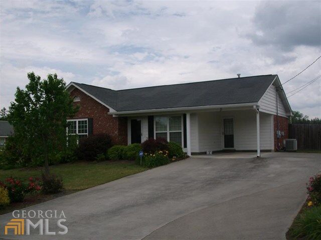 Property Photo: 3 E Tara Lane NW GA 30165