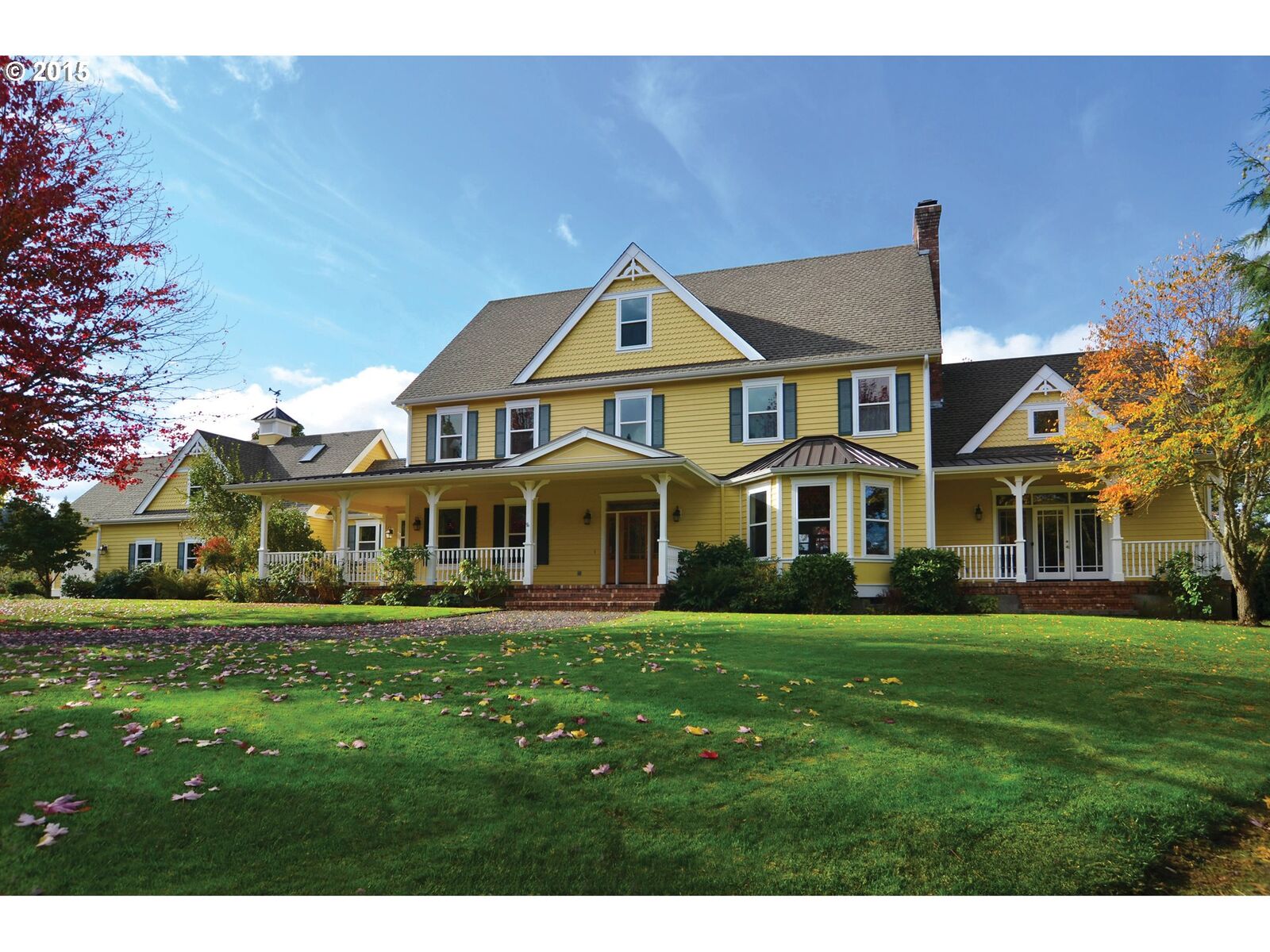 Property Photo: 29141 Gimpl Hill Rd OR 97402