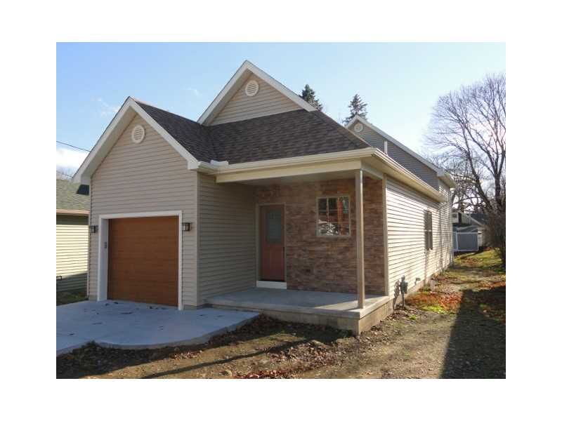 Property Photo:  119 Cherry  PA 16412 