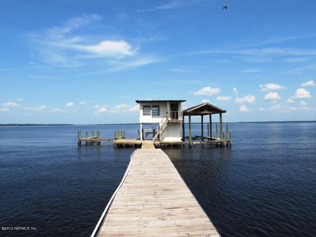 Property Photo:  4745 Raggedy Point Road  FL 32003 