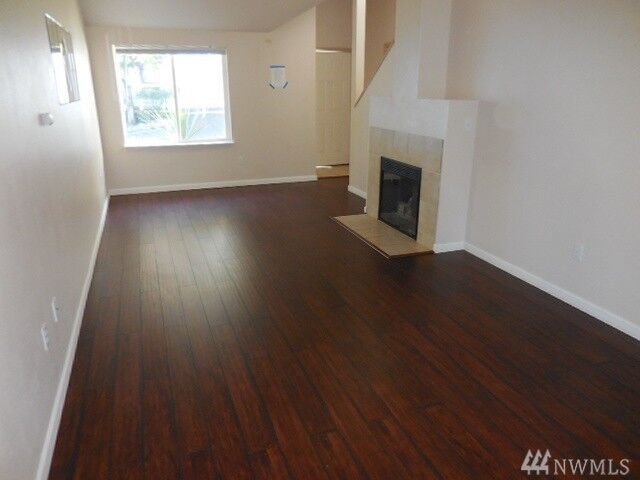 Property Photo:  1318 NW Slate Lane #103  WA 98383 