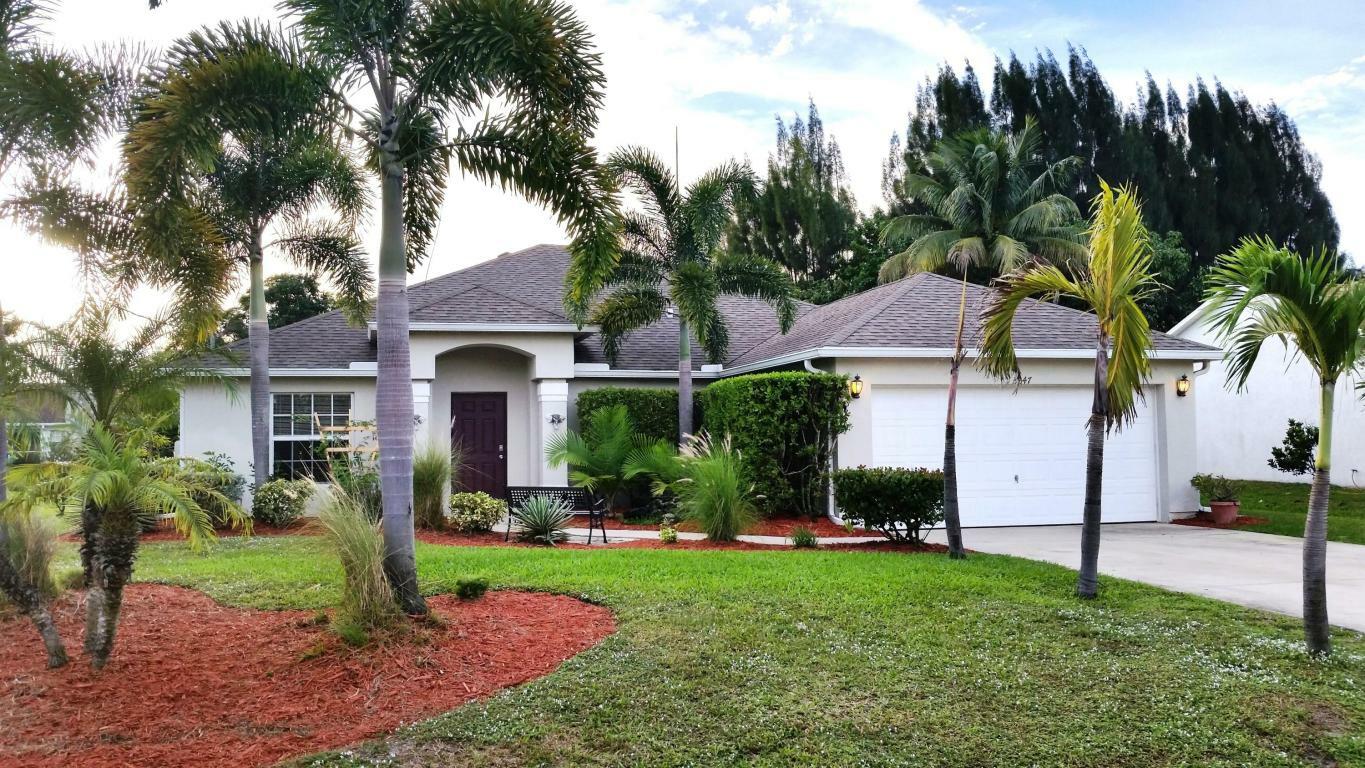 Property Photo:  3247 SE Pinto Street  FL 34984 