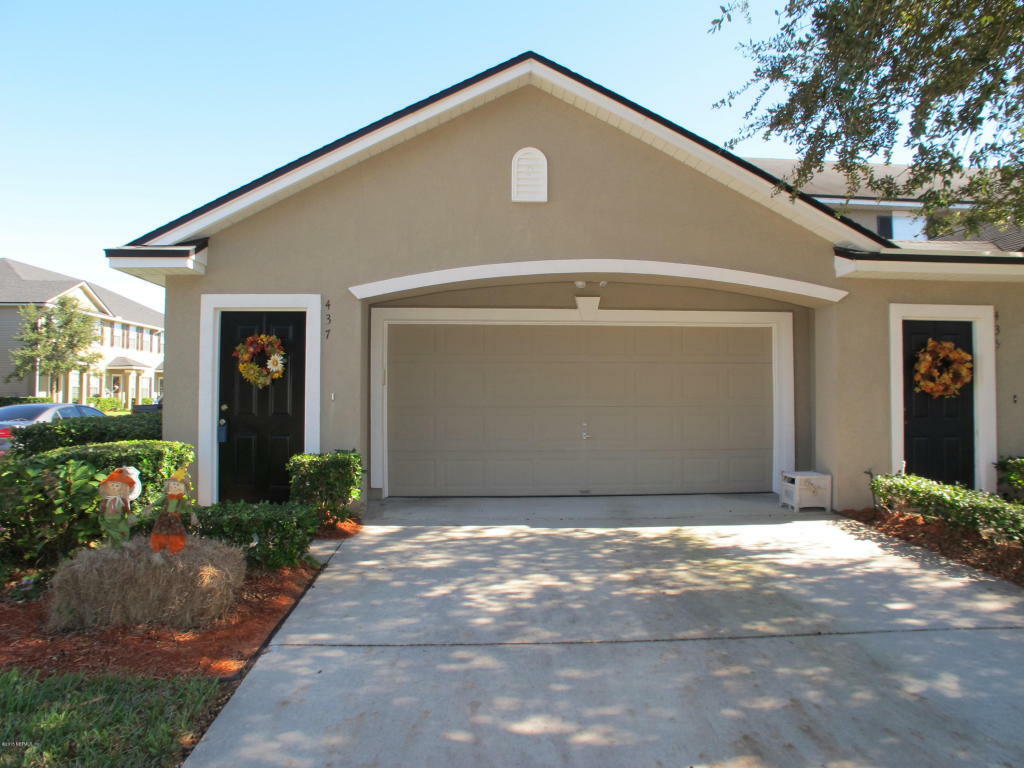 Property Photo:  437 Sherwood Oaks Drive  FL 32073 