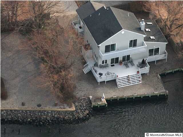 Property Photo:  12 Badminton Court  NJ 07760 